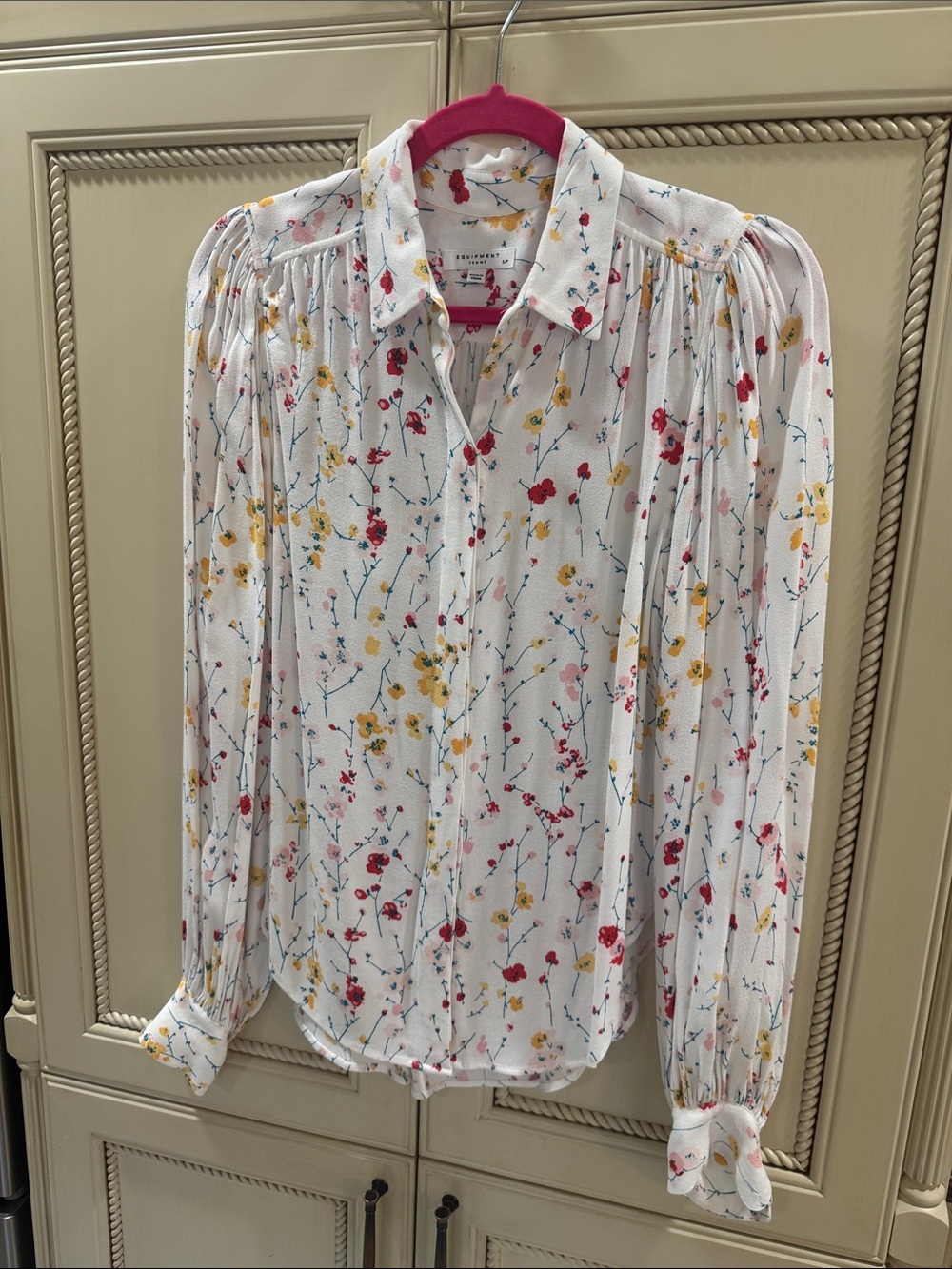 Equipment White Floral Button-Front Blouse Small - Picture 4 of 10